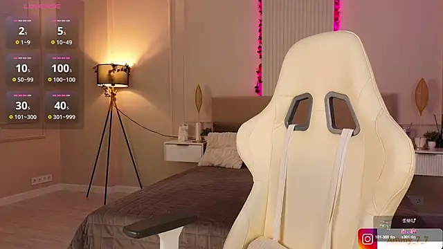 ammy cummy online show from June 2, 2:22 am