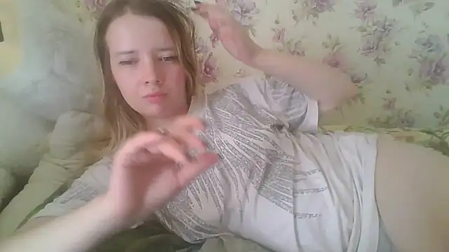 Snapshot of ViolaCandy chatting on June 28, 9:59 am ViolaCandy online show from June 28, 9:59 am