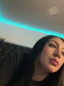 KittyRous online show from March 21, 8:39 am