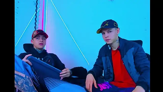 HOT boy2025 online show from September 19, 5:22 am