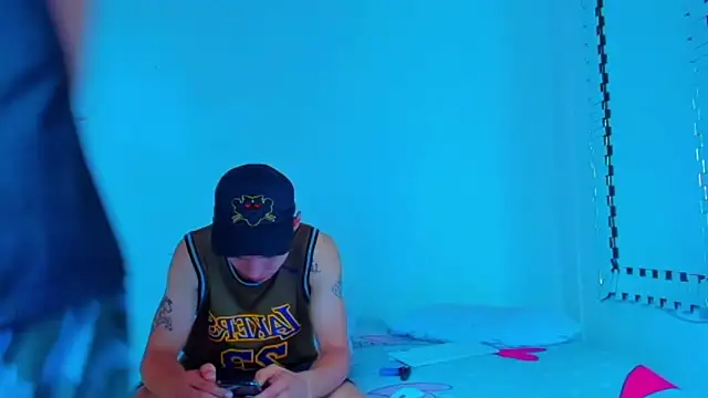 HOT boy2025 online show from January 31, 2:39 pm