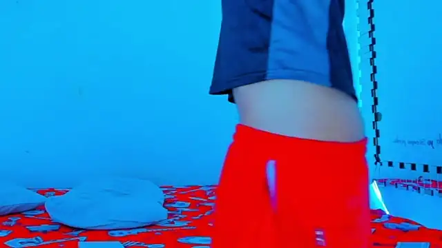 HOT boy2025 online show from March 4, 10:27 pm