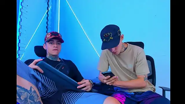 HOT boy2025 online show from September 22, 7:25 am