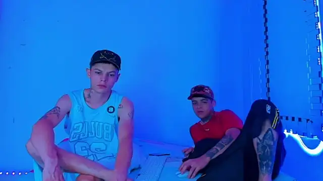 HOT boy2025 online show from January 30, 9:14 pm