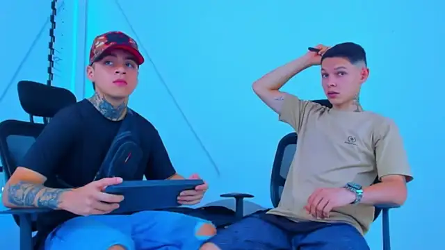 HOT boy2025 online show from November 5, 6:11 pm