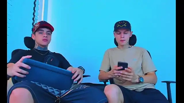 HOT boy2025 online show from November 26, 6:35 am