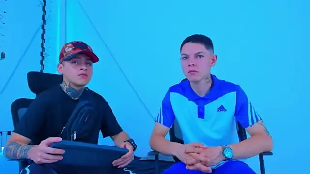 HOT boy2025 online show from November 6, 9:52 pm