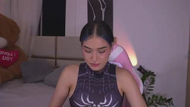 Snapshot of AnnyHizzle chatting on May 28, 11:32 pm AnnyHizzle online show from May 28, 11:32 pm