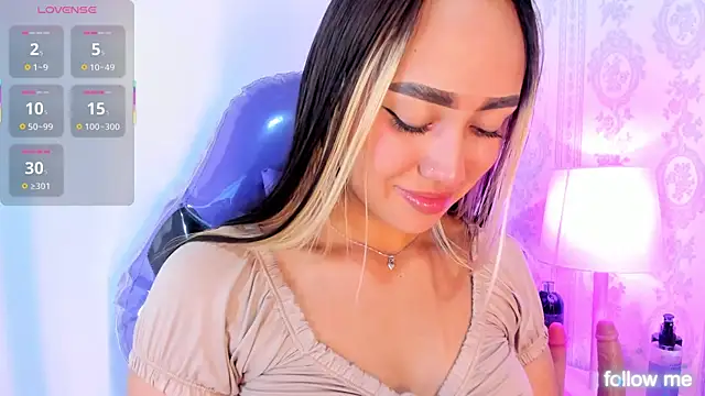 Snapshot of liaa_18 chatting on November 14, 3:54 am liaa 18 online show from November 14, 3:54 am