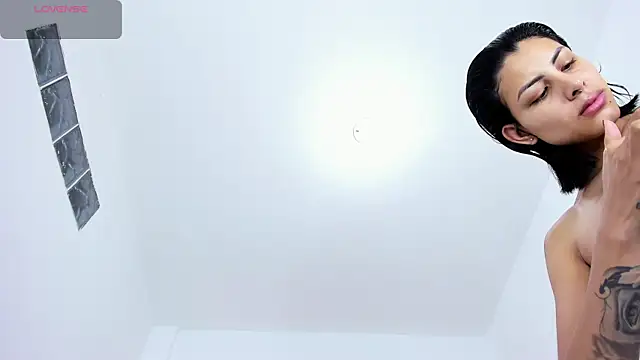 Tinny and Candy online show from September 20, 10:20 am