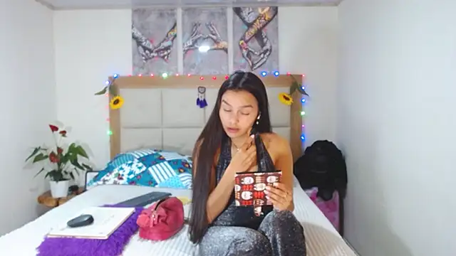 valentina hearts online show from March 17, 12:21 am