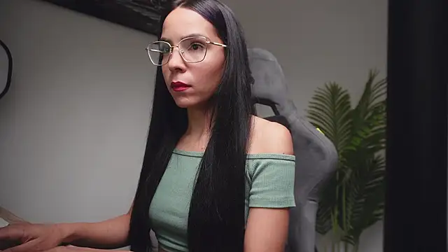 little-eli online show from March 4, 7:10 pm