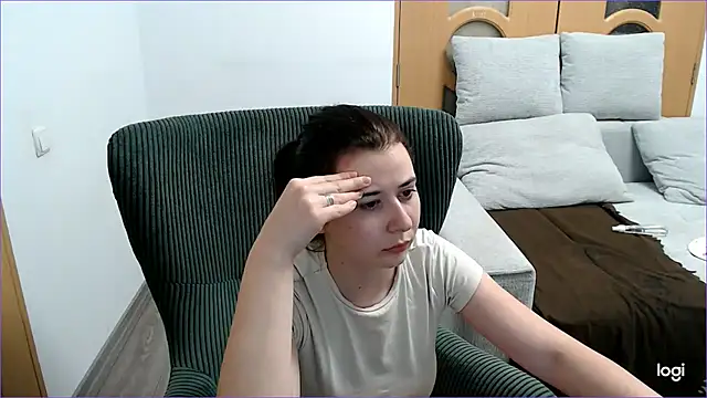 VioletaFlower7 online show from February 16, 9:13 pm