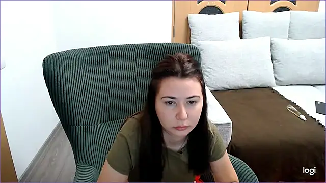 VioletaFlower7 online show from September 21, 7:46 am