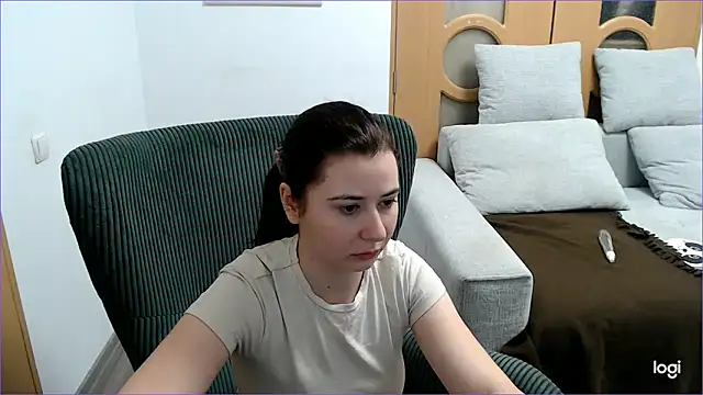 VioletaFlower7 online show from February 16, 9:08 am