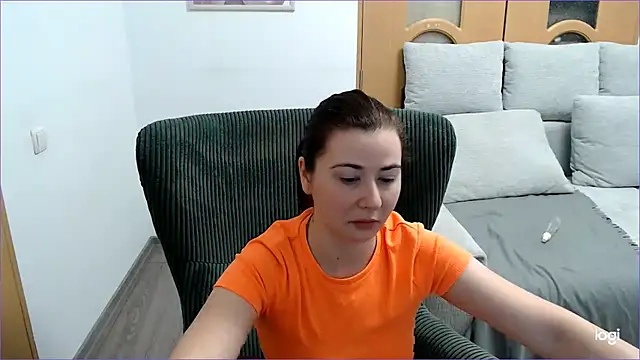 VioletaFlower7 online show from March 13, 9:25 am