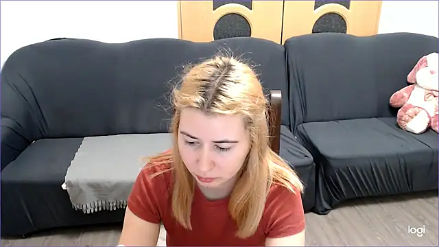 VioletaFlower7 online show from March 6, 4:49 pm
