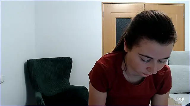 VioletaFlower7 online show from September 11, 7:52 am