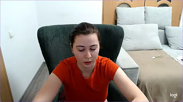 VioletaFlower7 online show from March 1, 7:41 am