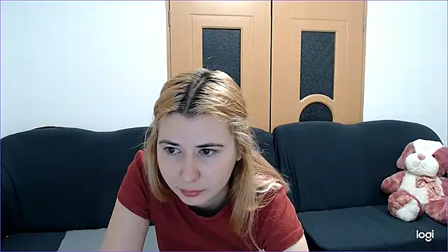 VioletaFlower7 online show from March 4, 8:46 am