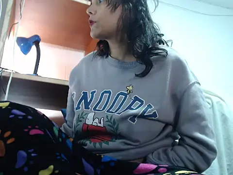 home vlak online show from April 3, 8:59 pm