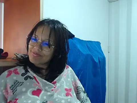 home vlak online show from March 14, 8:59 pm