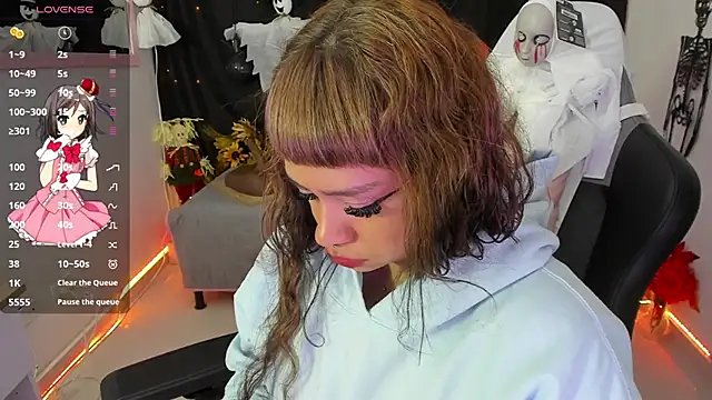 zoesullivan online show from October 22, 9:53 am