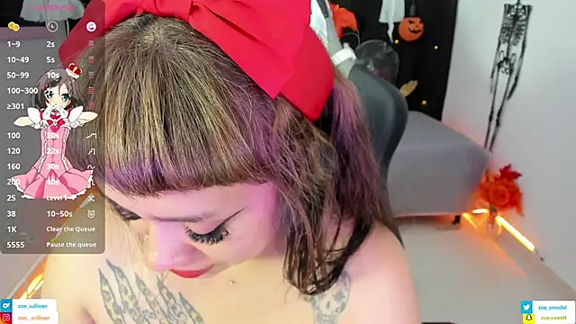 zoesullivan online show from October 22, 9:57 pm