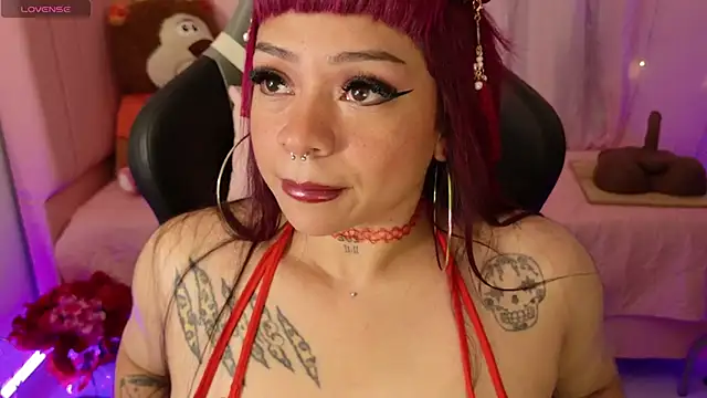 zoesullivan online show from April 16, 9:32 am