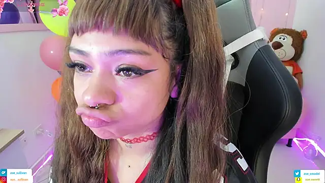 zoesullivan online show from November 10, 9:47 am