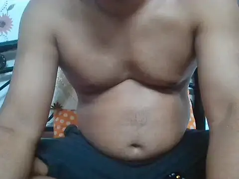 Snapshot of indianbull3684 chatting on October 18, 3:36 pm indianbull3684 online show from October 18, 3:36 pm