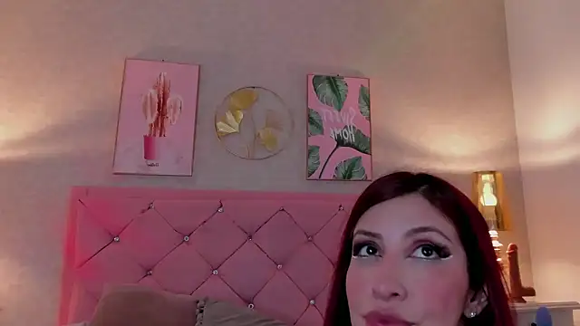 Ginger Violetta  online show from February 7, 10:52 pm