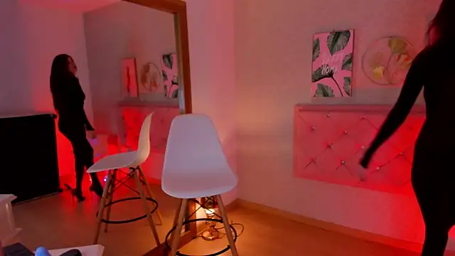 Ginger Violetta  online show from February 8, 7:59 pm