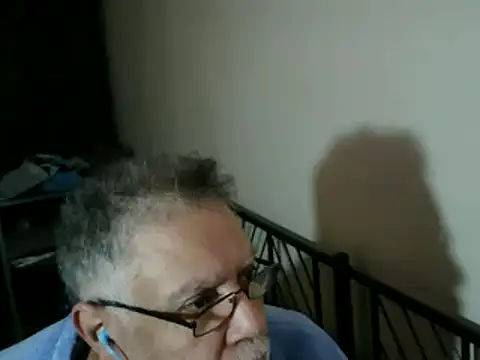 100Tauros online show from December 17, 1:49 pm