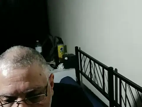 100Tauros online show from April 4, 10:00 am