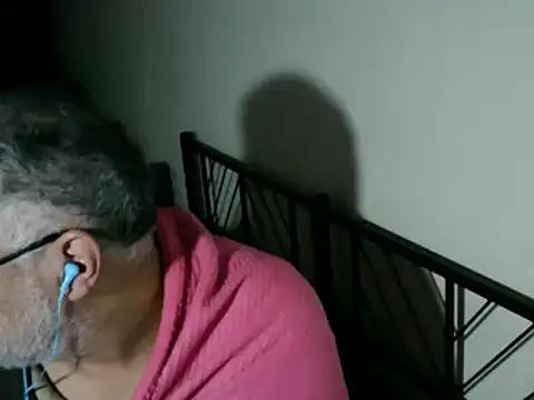 100Tauros online show from December 13, 8:04 pm