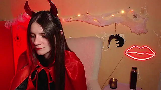 Snapshot of Wonder_woman24 chatting on October 25, 7:25 pm Wonder woman24 online show from October 25, 7:25 pm