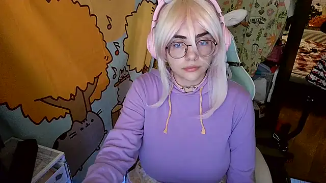 Snapshot of mochi_rainbow chatting on January 24, 12:42 am mochi rainbow online show from January 24, 12:42 am