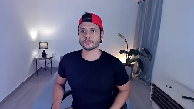 Nate Ocean online show from December 18, 1:11 am