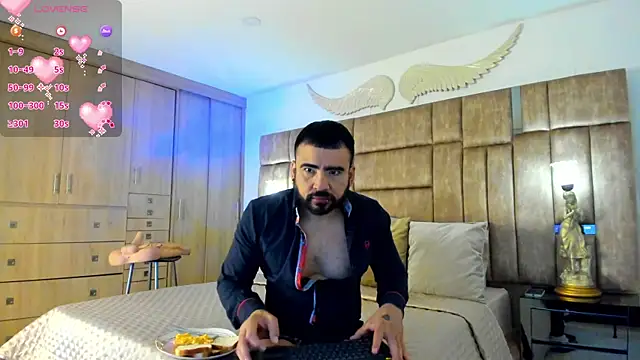 petterwilly1 online show from April 4, 3:07 pm