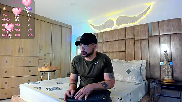 petterwilly1 online show from March 16, 3:04 pm