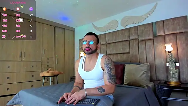 petterwilly1 online show from October 19, 3:04 pm