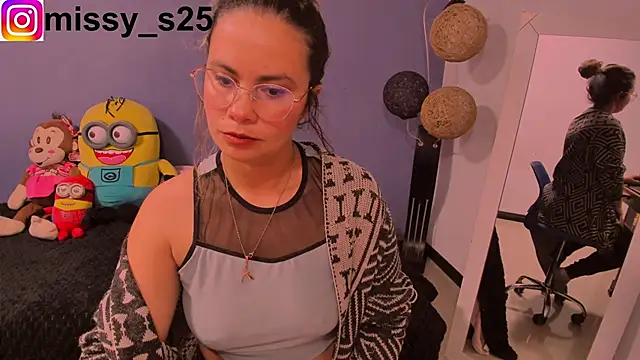 gigi stephans online show from September 16, 1:28 am