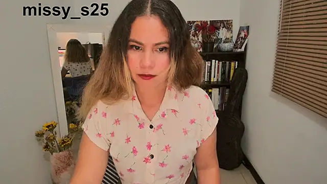 gigi stephans online show from February 27, 1:50 am