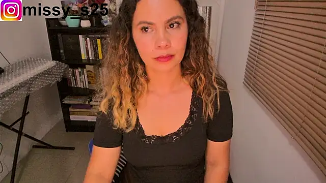 gigi stephans online show from February 14, 3:18 am