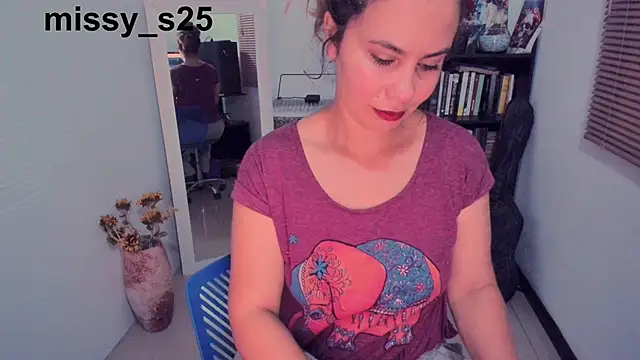 gigi stephans online show from March 6, 2:50 am