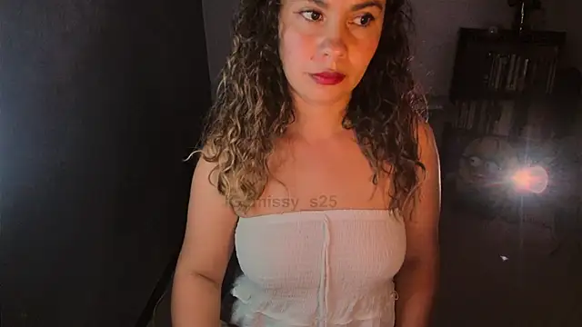 gigi stephans online show from June 22, 1:11 am