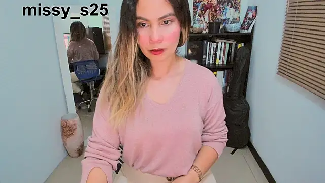 gigi stephans online show from March 7, 1:23 am