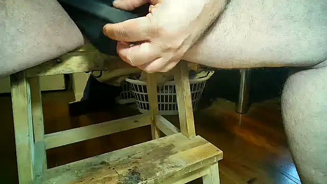 Snapshot of CBT_FUN_TIME chatting on October 14, 2:23 am CBT FUN TIME online show from October 14, 2:23 am