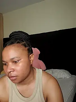 R-thequeen online show from April 24, 11:01 am